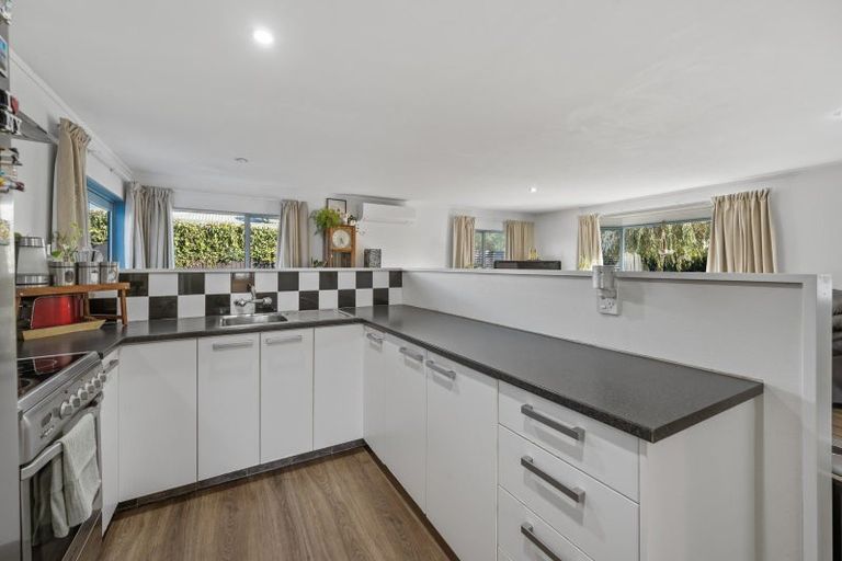 Photo of property in 2/237 Georges Drive, Napier South, Napier, 4110