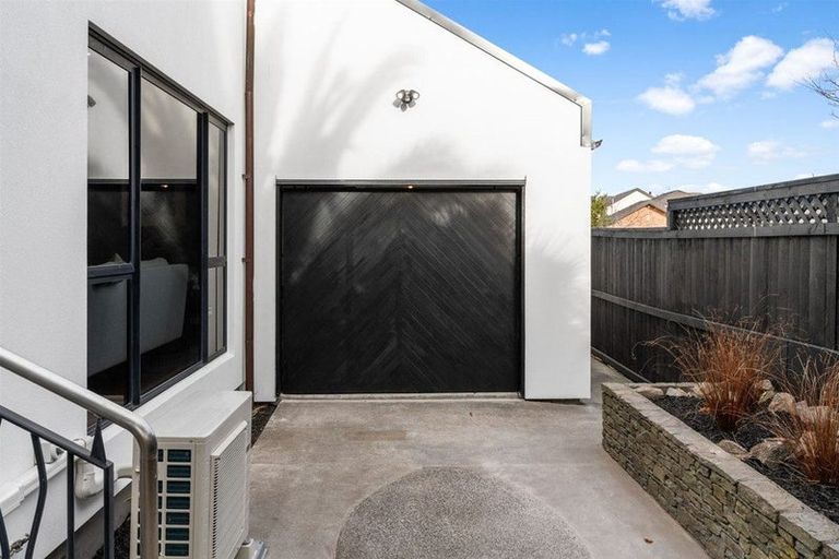 Photo of property in 15 Blarney Place, Casebrook, Christchurch, 8051