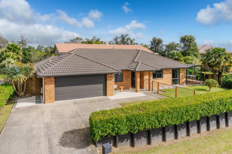 Photo of property in 26 Upland Road, Huntly, 3700