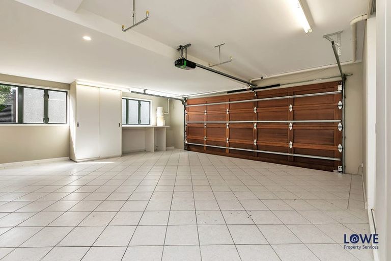 Photo of property in 1a Bournemouth Terrace, Murrays Bay, Auckland, 0630