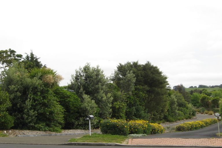 Photo of property in 17 Buttercup Place, Waimauku, 0812