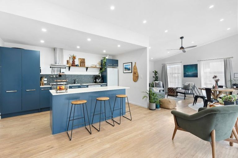 Photo of property in 51 Baker Street, New Brighton, Christchurch, 8083