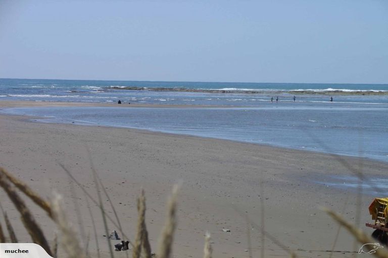 Photo of property in 4 Beach Road, Flat Point, Masterton, 5883