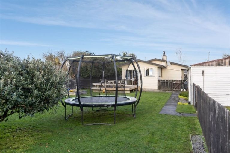 Photo of property in 18 Frederick Street, Carterton, 5713