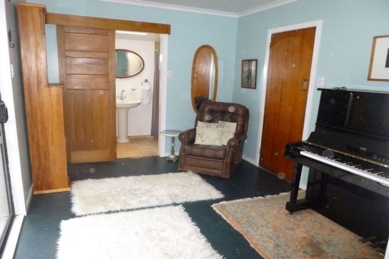 Photo of property in 49 Bedford Avenue, Gonville, Whanganui, 4501