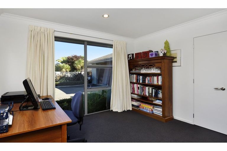 Photo of property in 4 Perendale Close, Richmond, 7020