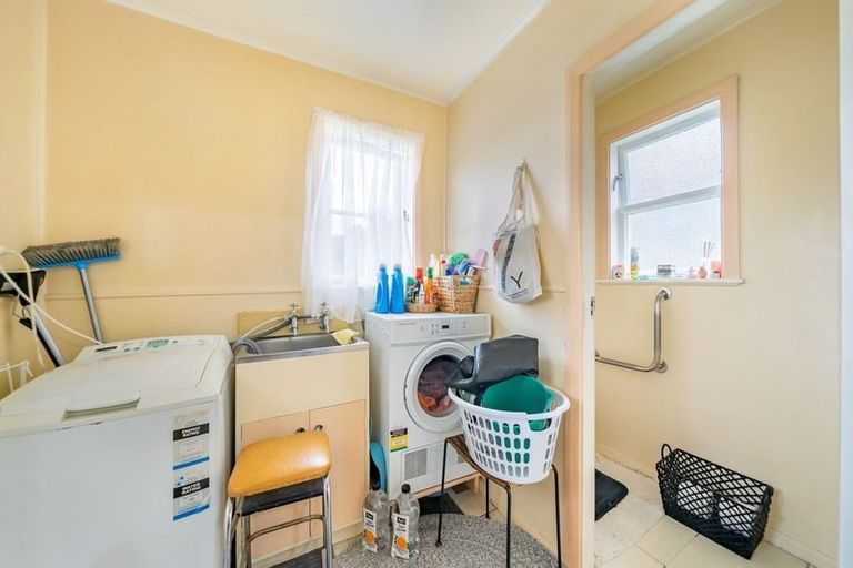 Photo of property in 63 Hay Street, Naenae, Lower Hutt, 5011