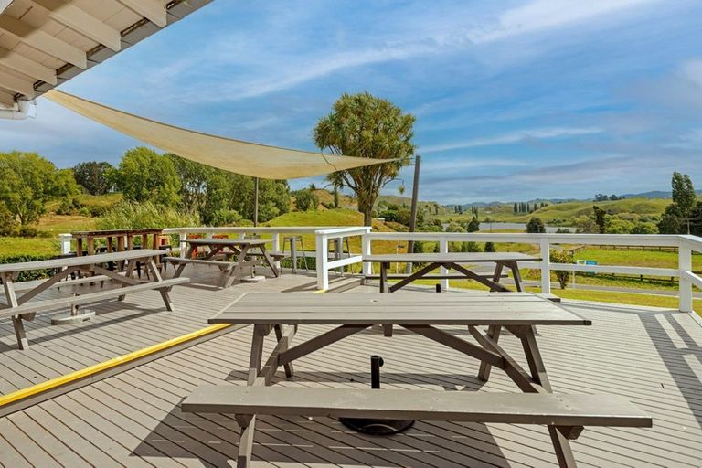 Photo of property in 2 School Road, Tiniroto, Manutuke, 4078