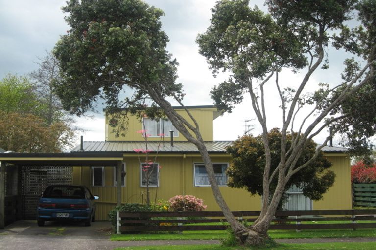 Photo of property in 5 Rennell Street, Frankleigh Park, New Plymouth, 4310