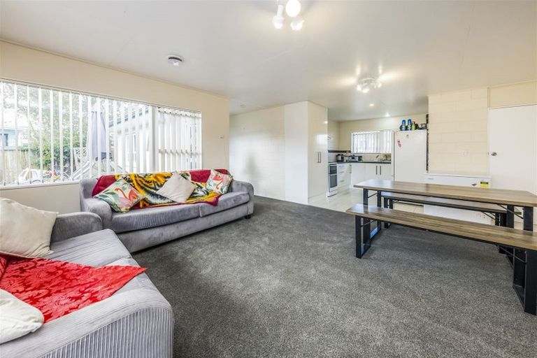 Photo of property in 36 Wyllie Road, Papatoetoe, Auckland, 2025