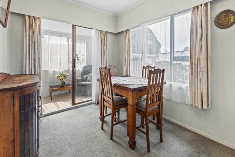 Photo of property in 86 Puriri Road, Manurewa, Auckland, 2102