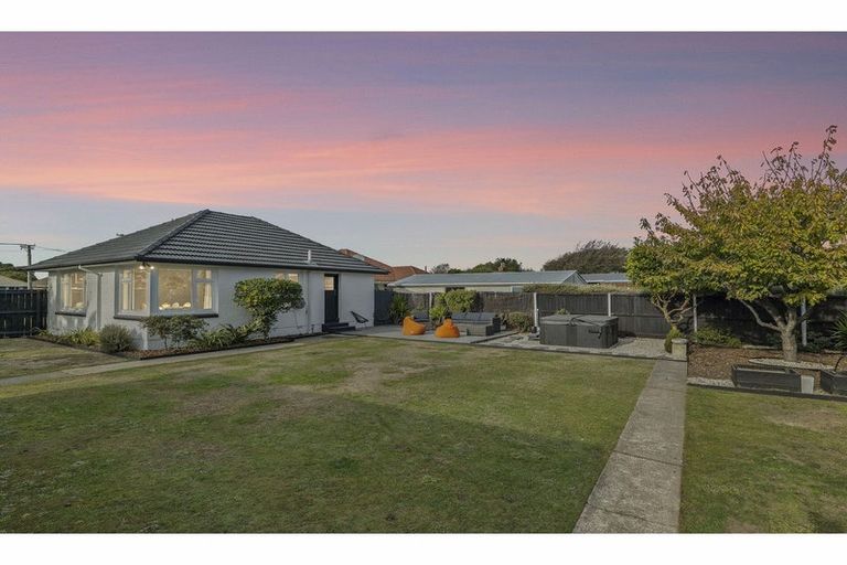 Photo of property in 41 Burwood Road, Burwood, Christchurch, 8083