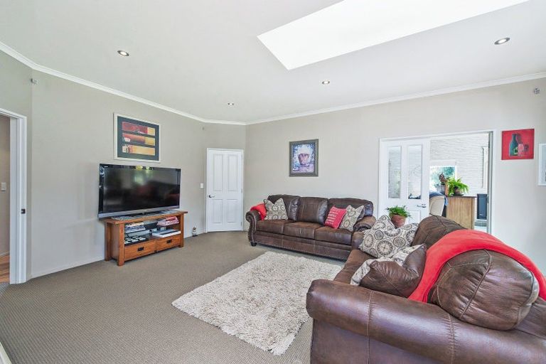 Photo of property in 74 Stott Drive, Darfield, 7571