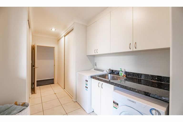 Photo of property in 20 Evergreen Place, Parklands, Christchurch, 8083