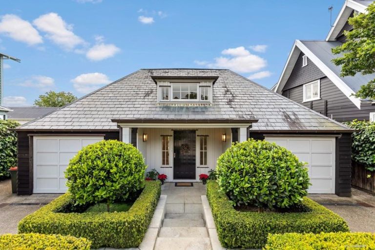 Photo of property in 4 Burwood Crescent, Remuera, Auckland, 1050