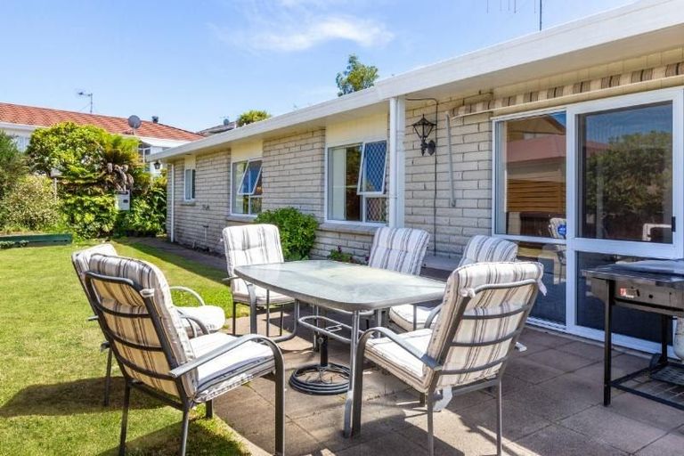 Photo of property in 96 Acacia Bay Road, Nukuhau, Taupo, 3330