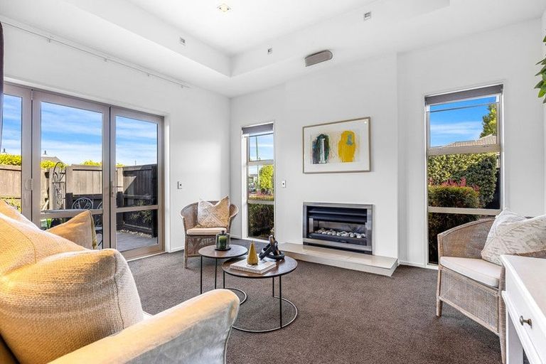 Photo of property in 5 Millpark Place, Northwood, Christchurch, 8051