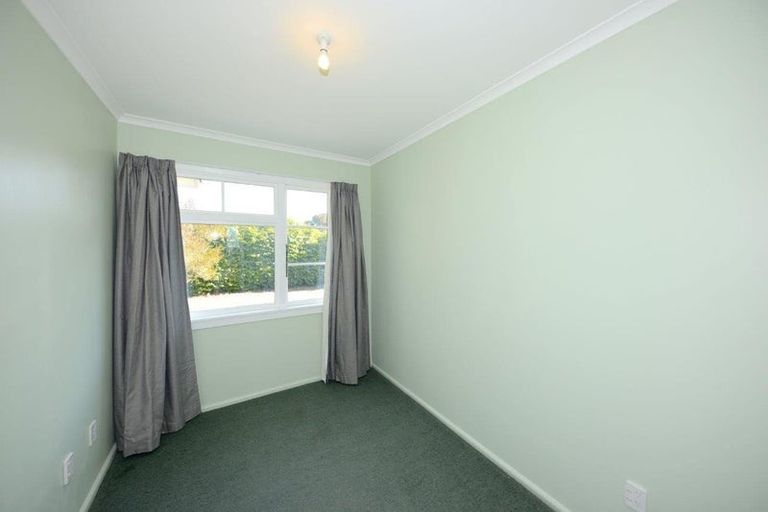 Photo of property in 66 Racecourse Road, Sockburn, Christchurch, 8042