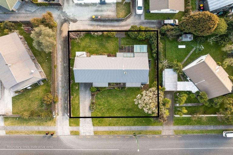 Photo of property in 16 Kane Road, Papamoa Beach, Papamoa, 3118