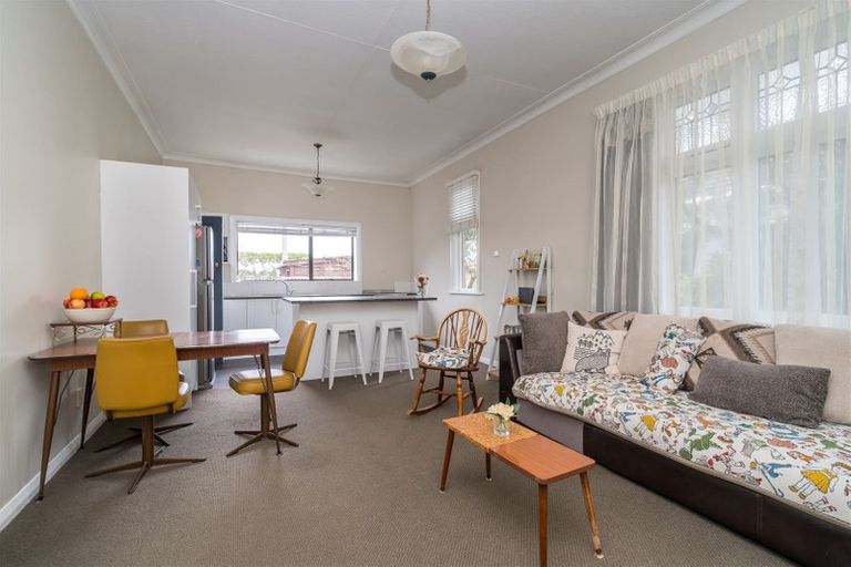 Photo of property in 239 Macandrew Road, Forbury, Dunedin, 9012