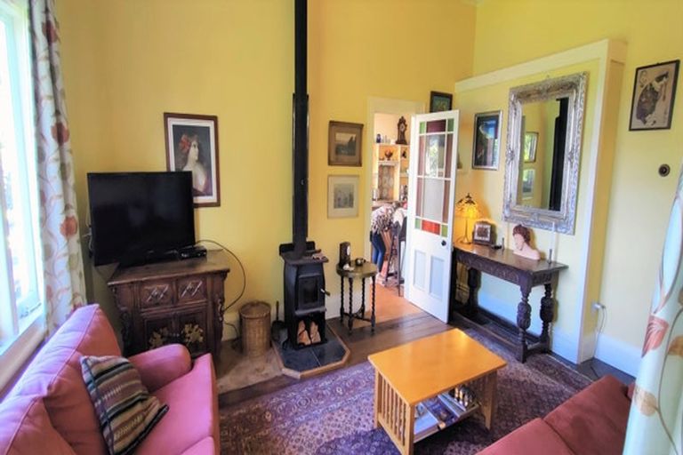 Photo of property in 4 Church Street, Kohukohu, 0491