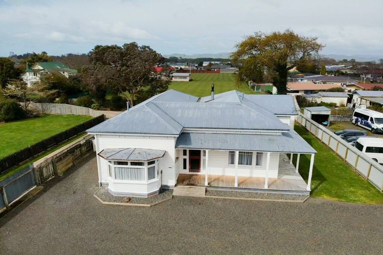Photo of property in 170 High Street, Dannevirke, 4930