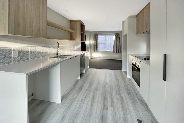 Photo of property in 5/6 Peel Place, Wainuiomata, Lower Hutt, 5014