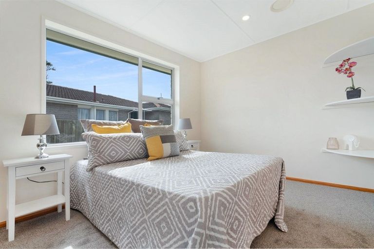 Photo of property in 18 Dufek Crescent, Wigram, Christchurch, 8042