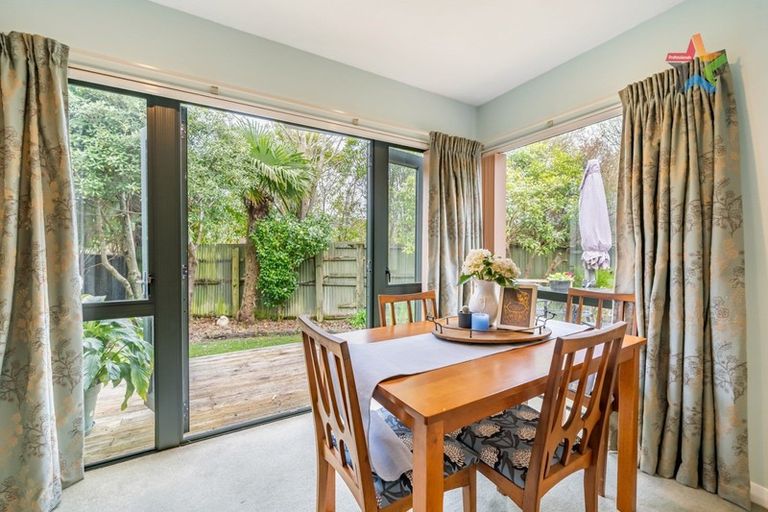 Photo of property in 21c Manuka Street, Stokes Valley, Lower Hutt, 5019