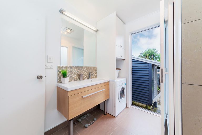 Photo of property in 14a Rockfield Road, Ellerslie, Auckland, 1061