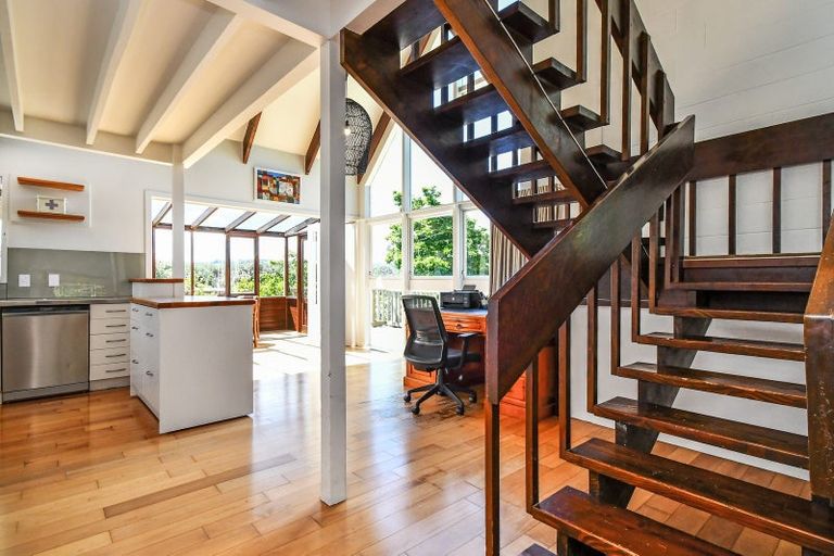 Photo of property in 9 Coulthard Terrace, Opaheke, Papakura, 2113