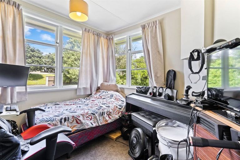 Photo of property in 7 Kura Street, Titahi Bay, Porirua, 5022