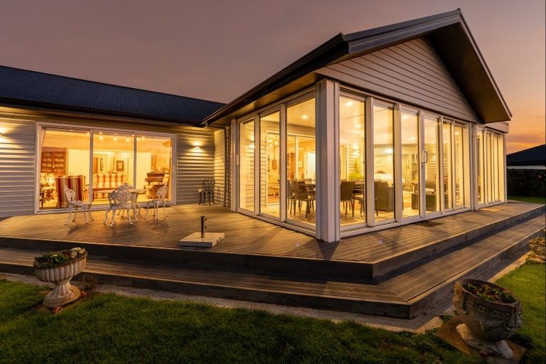 Photo of property in 41 Port Street West, Feilding, 4702