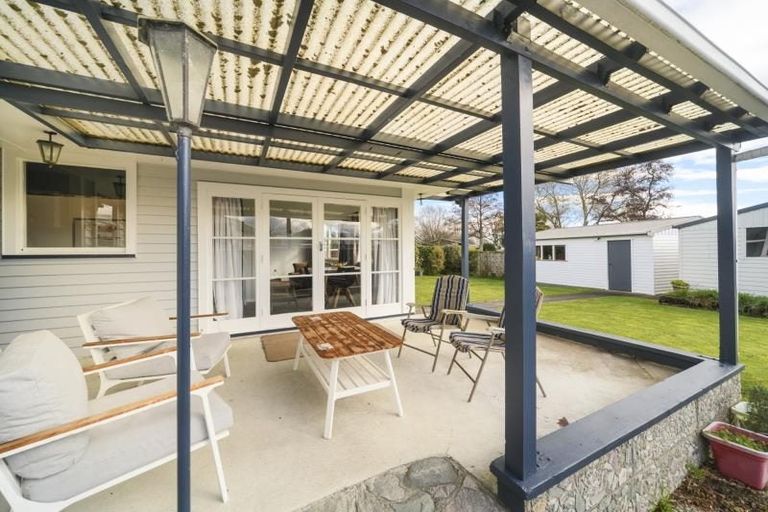Photo of property in 56 Apollo Parade, Milson, Palmerston North, 4414