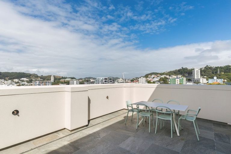 Photo of property in Augusta Apartments, 31/254 Willis Street, Te Aro, Wellington, 6011