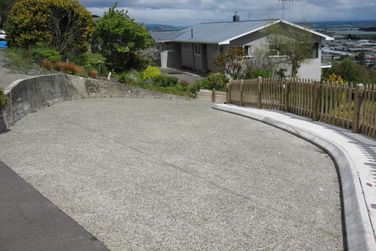 Photo of property in 19a Rangiora Terrace, Tahunanui, Nelson, 7011