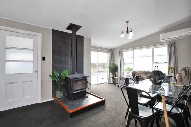 Photo of property in 2 Melcombe Street, Tinwald, Ashburton, 7700