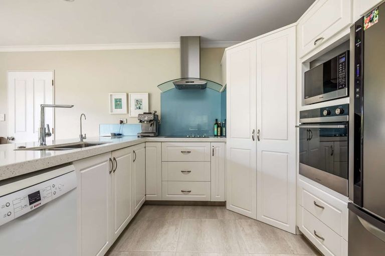 Photo of property in 2 Newport Key, Papamoa Beach, Papamoa, 3118