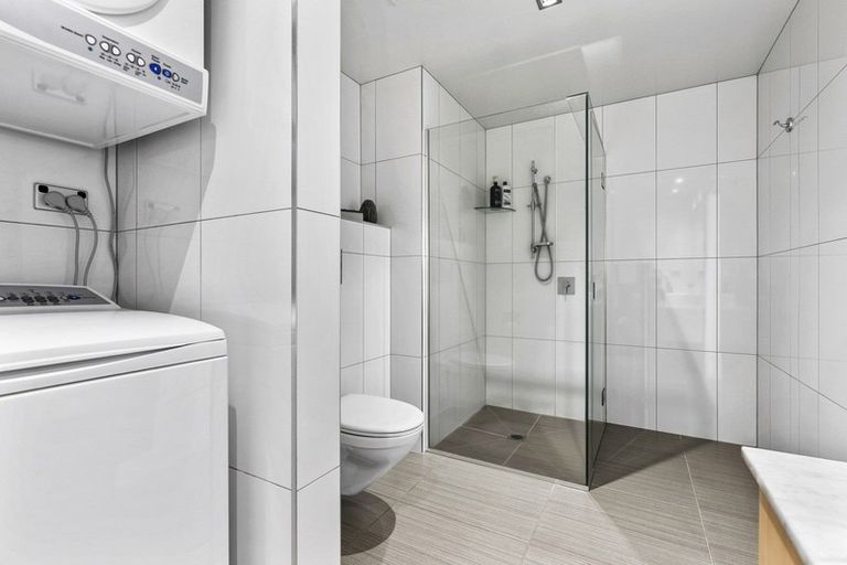 Photo of property in 1/50 Marine Parade, Mount Maunganui, 3116