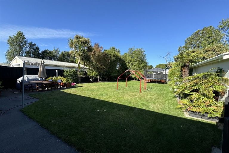 Photo of property in 15 Ethne Street, Mairehau, Christchurch, 8013