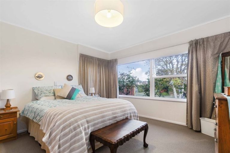 Photo of property in 4 Lynwood Place, Chedworth, Hamilton, 3210