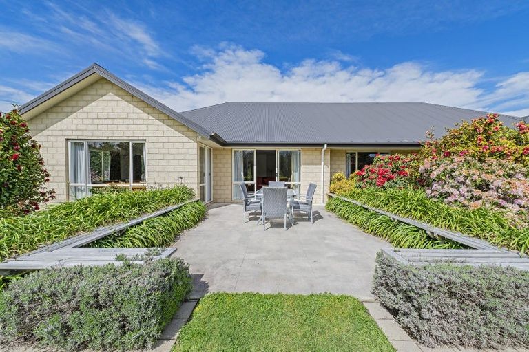 Photo of property in 558 Sandy Knolls Road, West Melton, Christchurch, 7675