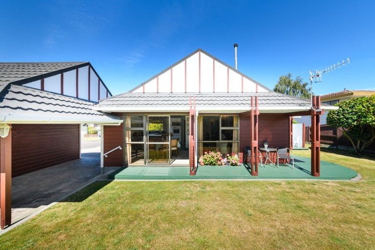 Photo of property in 20 Caulfield Place, Awapuni, Palmerston North, 4412