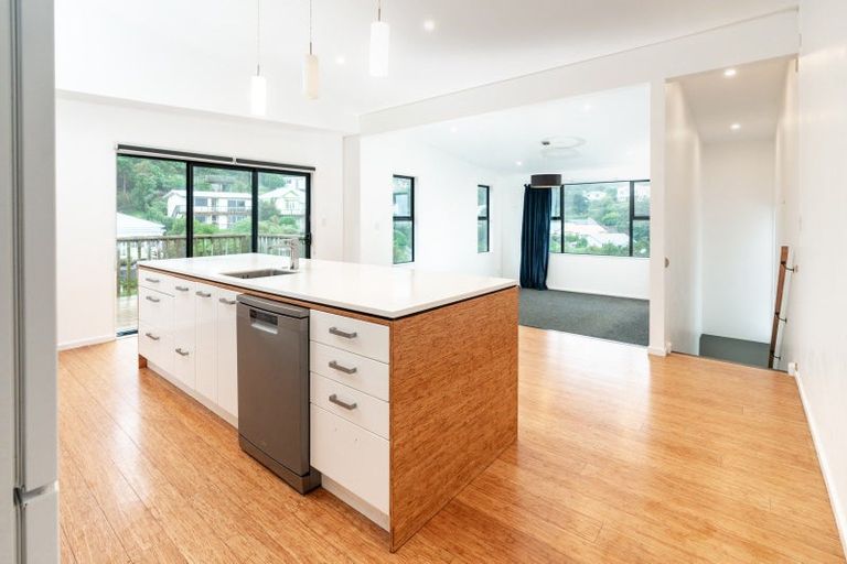 Photo of property in 55 Jackson Street, Island Bay, Wellington, 6023