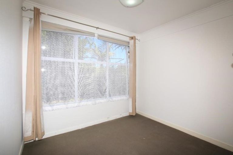 Photo of property in 4/228 Onewa Road, Birkenhead, Auckland, 0626