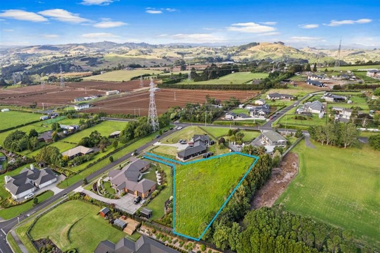 Photo of property in 6 Sellars Road, Bombay, 2675