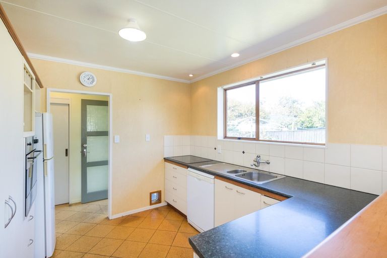 Photo of property in 6-8 East Road, Shannon, 4821