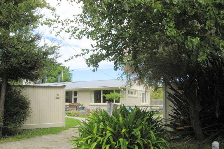 Photo of property in 33 Parsonage Road, Woodend, 7610