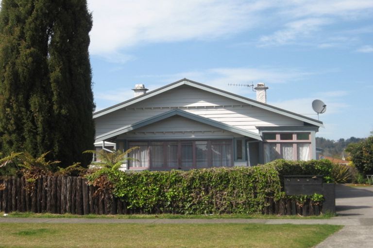 Photo of property in 8 Grey Street, Glenholme, Rotorua, 3010