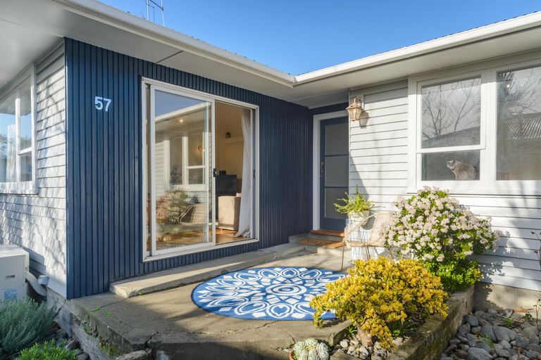 Photo of property in 57 Kettle Avenue, Awapuni, Palmerston North, 4412